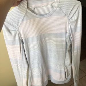 Lululemon long sleeved workout top